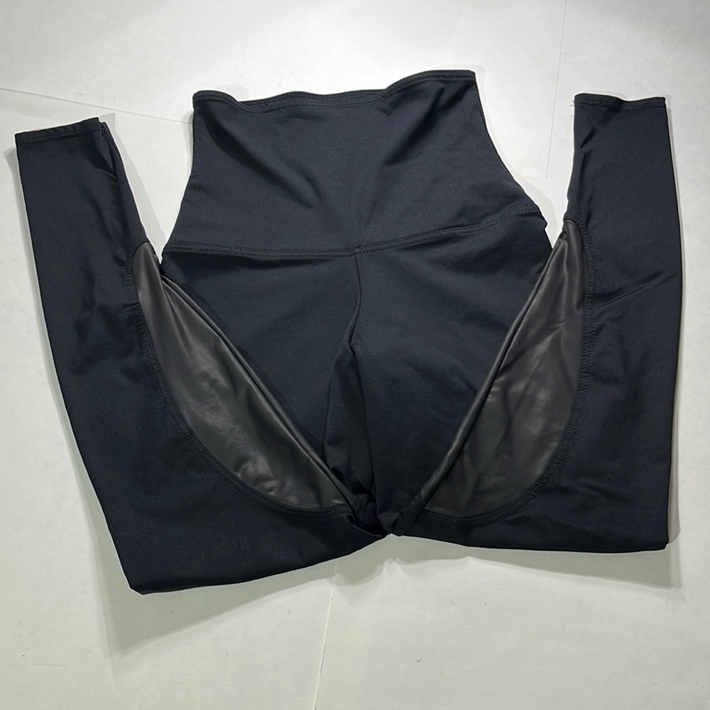 Mondor high waisted equestrian leggings black sz large